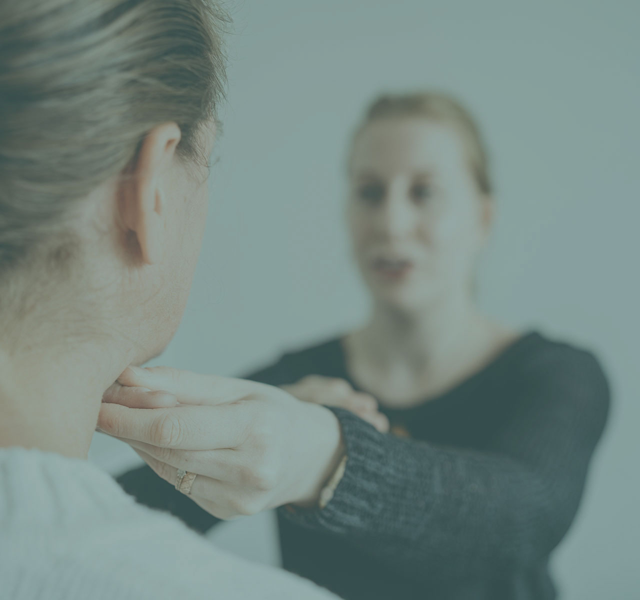 Logopädische Untersuchung bei Schluckstörung (Dysphagie) in der Praxis in Vechta